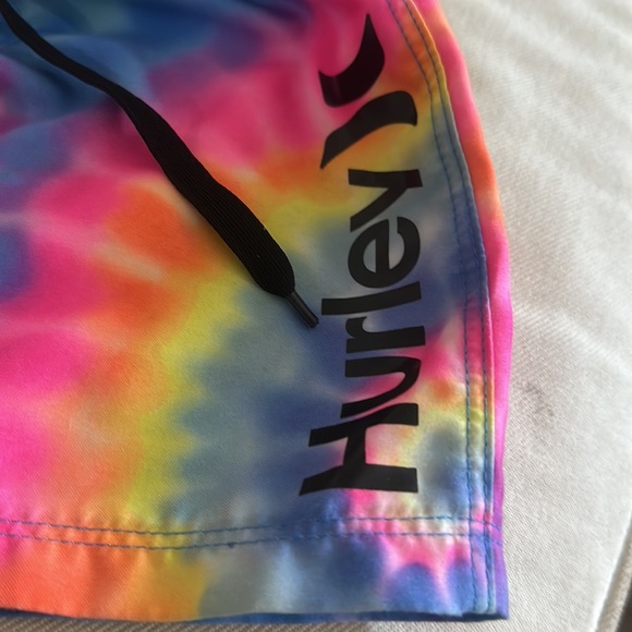 Hurley board shorts 4 - adjustable waist - Picture 4 of 5